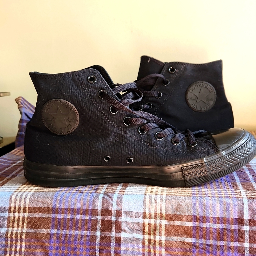 Converse Chuck Taylor All Star Classic Hi-Top